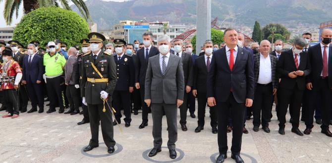 29 EKİM CUHURİYET BAYRAMI HATAY’DA TÖRENLE KUTLANDI