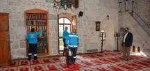 Tarihi Ulu Cami her Cuma titizlikle temizleniyor