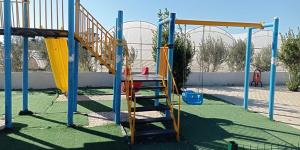 Samandağ’da parklara çirkin saldırı
