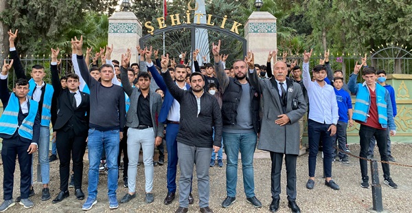 ÜLKÜ OCAKLARI’NDAN ATATÜRK’E SAYGI YÜRÜYÜŞÜ