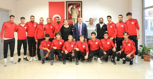 Amatör branşlarda Hatay Büyükşehir Belediyespor farkı