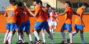 Gençlerden zor galibiyet