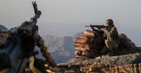 Şehit binbaşının kanı yerde kalmadı