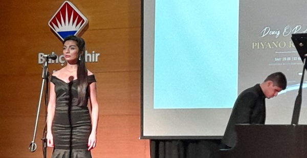 Üstün Yetenekli Deniz Örak Eğitime Katkı İçin Resital Verdi