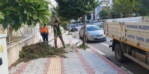 İskenderun’da temizlik çalışmaları sürüyor
