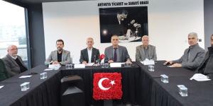 Çinçin: Müteahhitlerin hakları geri verilmelidir