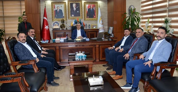 Döner’den Başkan Gül’e ziyaret