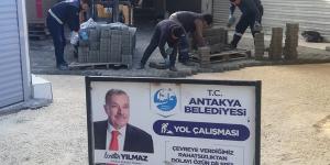 Antakya Belediyesi’nden çarşı içerisine parke