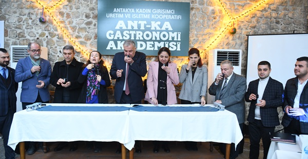 Zeytinyağı Okuryazarlığı ve Zeytinyağı Tadım Eğitimi 5 Ocak’ta başlıyor