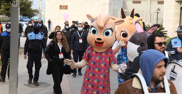 EXPO 2021 Hatay korteji Antakya’da yoğun ilgi gördü