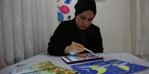 Yazarak çizerek çocukların hayal dünyalarını geliştiriyor