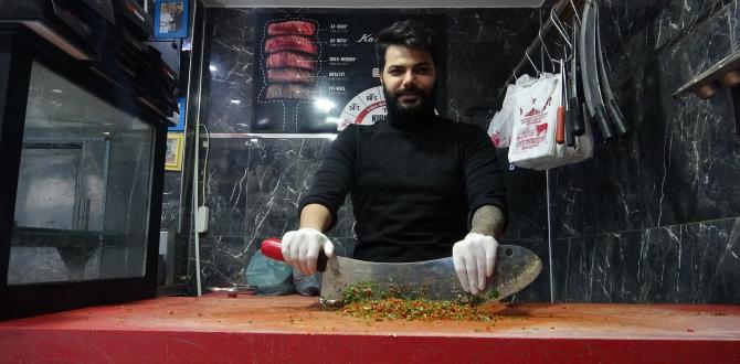 Hataylı kasap 1 dakikada kağıt kebabı hazırlıyor