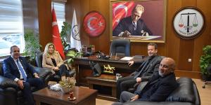 Başkan Açıkalın Çorum heyetini ağırladı