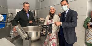 Yayladağı’nda meyve işleme tesisi faaliyette