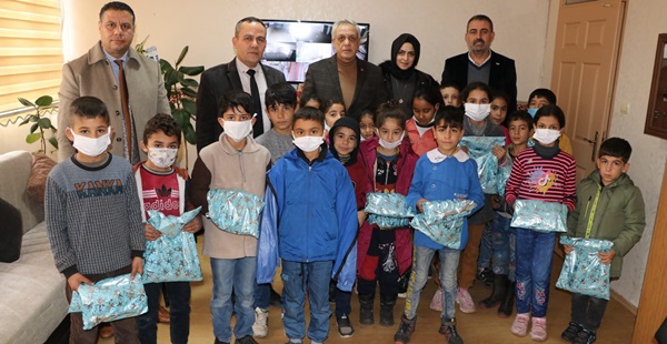 “Reyhanlı’da ihtiyaç sahibi öğrenciler gözetiliyor”