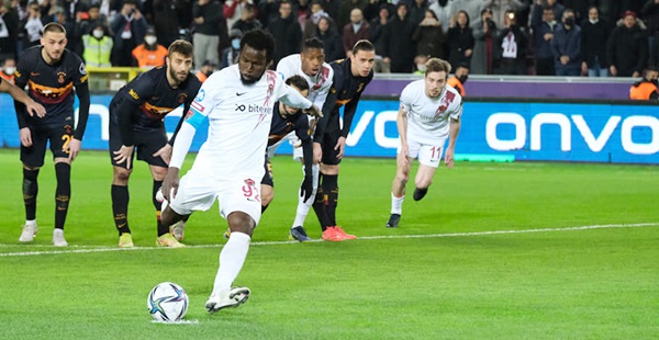 Atakaş Hatayspor Galatasaray’a mağlup etti