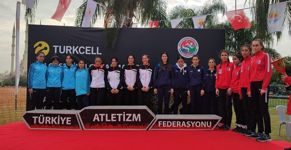 Atletizmde Hatay Büyükşehir Belediyespor farkı