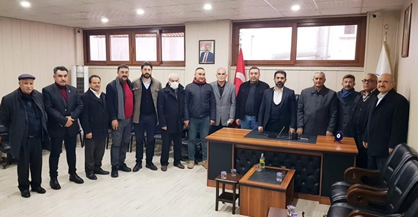 Başkan Adal, halk otobüsçüsü esnafın yanında