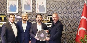 Başkan Adal yoğun tempo