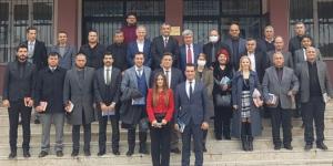 Altınözü’nde “Yönetimin Pin Kodu”  kitabının analizi yapıldı