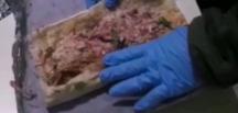 Babasının gönderdiği kebap dürümden uyuşturucu çıktı