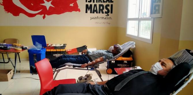 Erzin’de eğitimcilerden kan bağışı