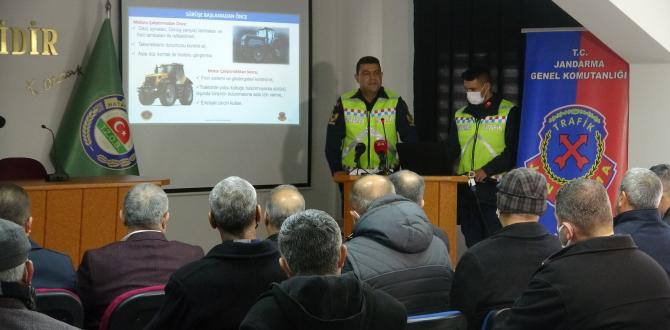 Hatay’da çiftçilere traktör kazaları anlatıldı