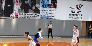 Hatay’ın kız basket takımı Düzce’yi yendi  