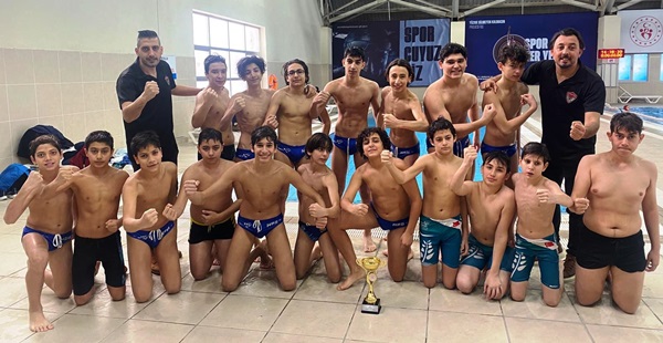 Mavi-Beyazlılardan çifte zafer