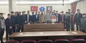 Başkan Yalçın Ülkücü gençliği ağırladı