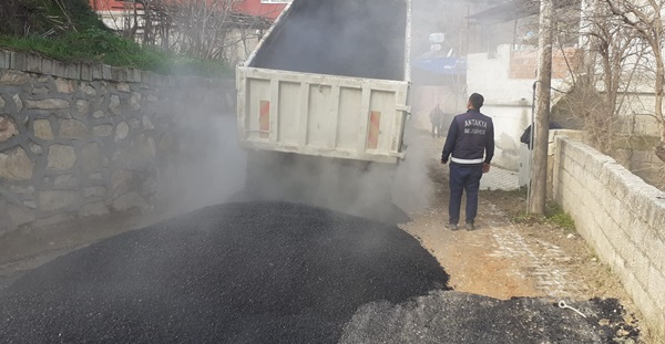 Antakya Belediyesi fen işleri çalışmaları aralıksız sürüyor