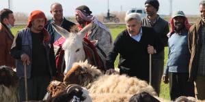 Vekil Yayman, çobanları dinledi 