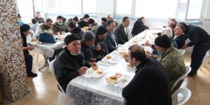 HBB’den sıcak yemek ikramı