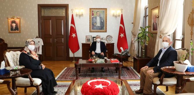 Şehit ailesinden, Vali Doğan’a ziyaret