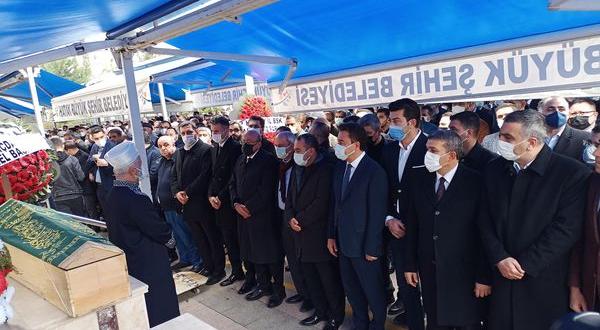 Hacı İsmet Ergin son yolculuğuna uğurlandı