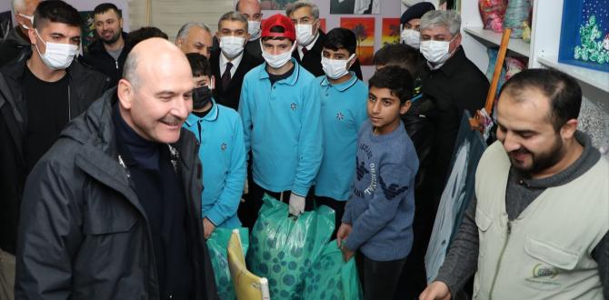 İçişleri Bakanı Soylu, çocuklarla buluştu