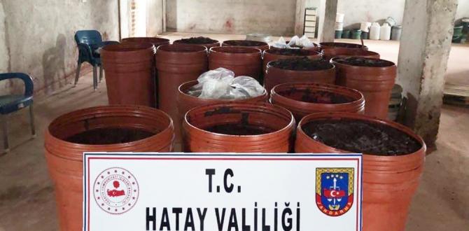 Hatay’da 4 ton 900 kilo bozuk biber salçası ele geçirildi