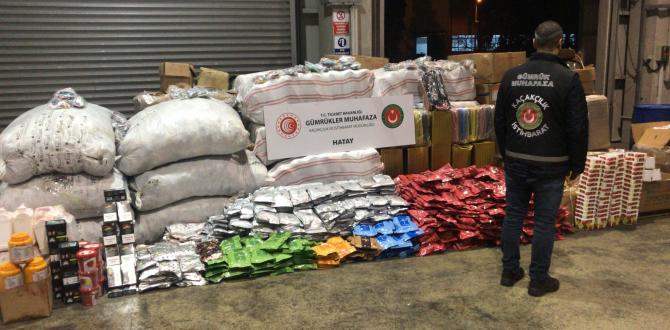 Gümrük Muhafaza ekipleri, tonlarca kaçak nargile tütünü ve malzemesinin yurda girişine engel oldu