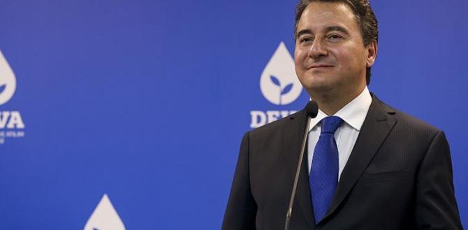 Babacan: ‘Siyasetin kadınların yaklaşımına ihtiyacı var’