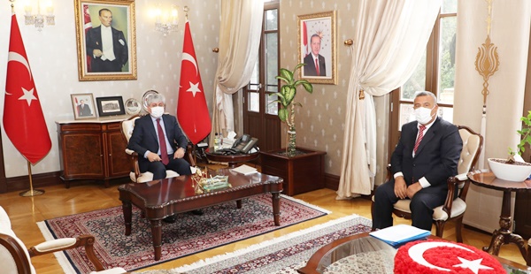 Başkan Karataş Vali Doğan ile hizmetleri görüştü