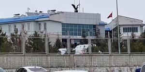 Bingöl’de patlama: 2 polis şehit