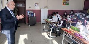 Başkan Tosyalı’dan Minik Öğrencilere Ziyaret