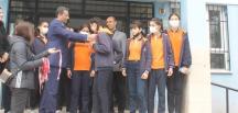 Tecimen başarılı öğrencileri ziyaret etti