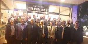Eskimeyen dostlar aynı sofrada buluştu