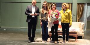 PLASTİK AŞKLAR OYUNU EXPO AMFİ TİYATRODA SAHNELENDİ