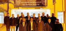 Başkan Yalçın sahuru polislerle yaptı