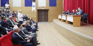 Vali Doğan, Yayladağı’nda Muhtarları dinledi