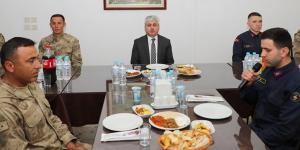 Vali Doğan, Jandarma Teşkilatı ve Güvenlik Korucularıyla Birlikte İftarını Açtı