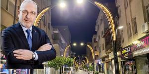 Tosyalı: Çarşı merkezi ışıl ışıl