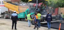 BÜYÜKŞEHİR’İN ASFALT SERİM ÇALIŞMALARI İSKENDERUN’DA